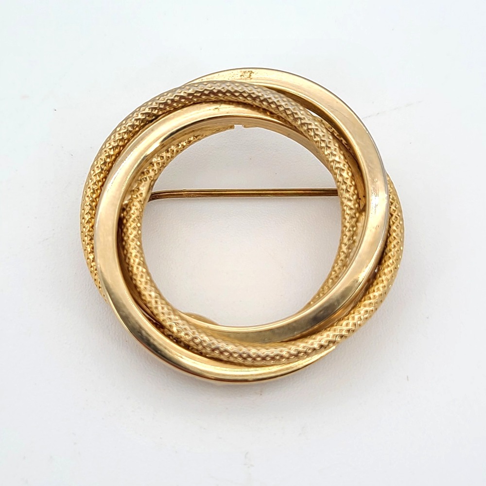 Beautiful Vintage Goldtone Triple Open Circle Pin Brooch Unmarked 1.25"